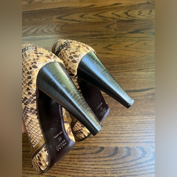 Prada Womens Snakeskin Leather Stiletto High Heels Buckle Shoes Sz. 38 brown tan - Picture 5 of 11
